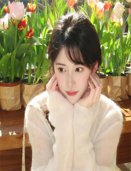 女人哪个地方一摸就想要_正品蓝导航福利