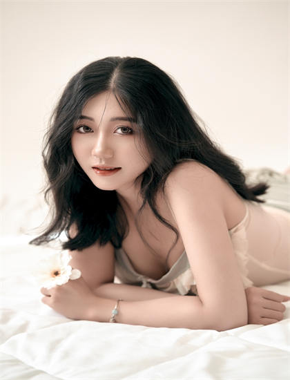 蜜桃精品免费久久久久影院_xlxx动漫老师